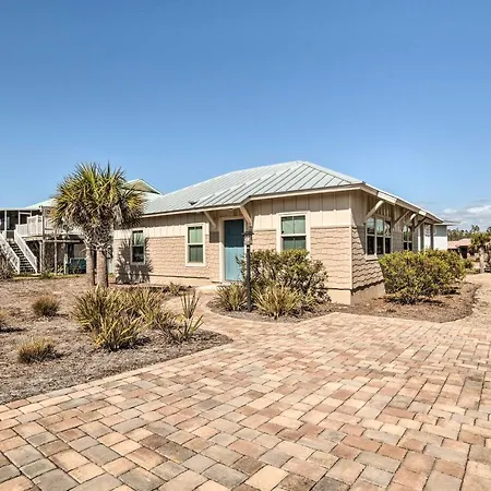 Mexico Beach Getaway With Patio - Steps To Beach!